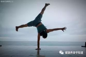 周五练健身计划图片_一周五练健身计划_周一至周五健身计划
