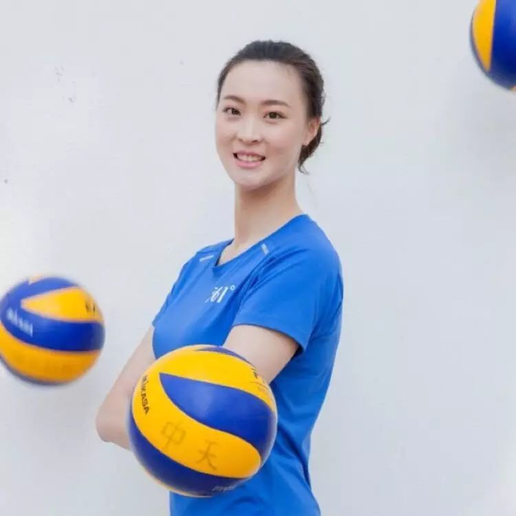 加拿大游泳运动员麦克尼尔身高_加拿大游泳冠军麦克身高_加拿大游泳麦克尼尔多高