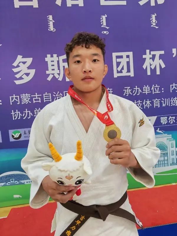 内蒙古十五运 乌拉盖青少年运动员斩获7金大放异彩